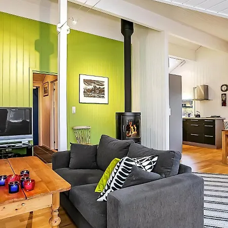 Three-bedroom Holiday In